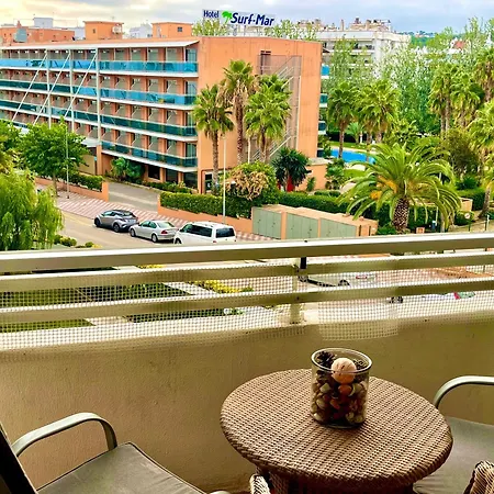 La Bleue, Boutique With Free Parking, Full Equipped In Fenals Apartment