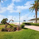Appartamento La Bleue, Boutique With Free Parking, Full Equipped In Fenals *