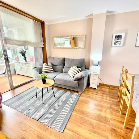 Apartament La Bleue, Boutique With Free Parking, Full Equipped In Fenals *