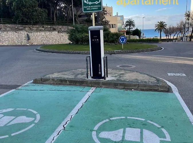 La Bleue, Boutique With Free Parking, Full Equipped In Fenals Апартаменты *