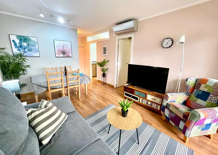 La Bleue, Boutique With Free Parking, Full Equipped In Fenals Апартаменты