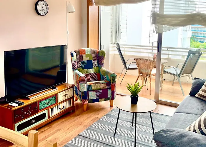 La Bleue, Boutique With Free Parking, Full Equipped In Fenals *