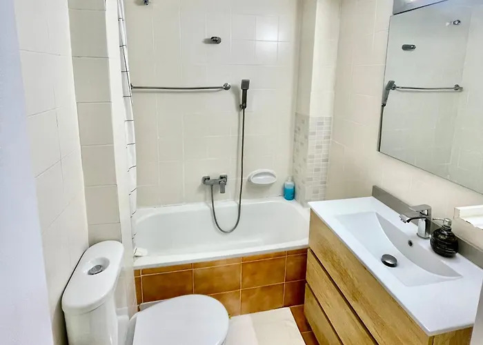 La Bleue, Boutique With Free Parking, Full Equipped In Fenals *