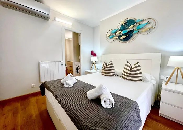 La Bleue, Boutique With Free Parking, Full Equipped In Fenals