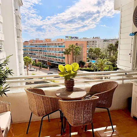 Appartement La Bleue, Boutique With Free Parking, Full Equipped In Fenals